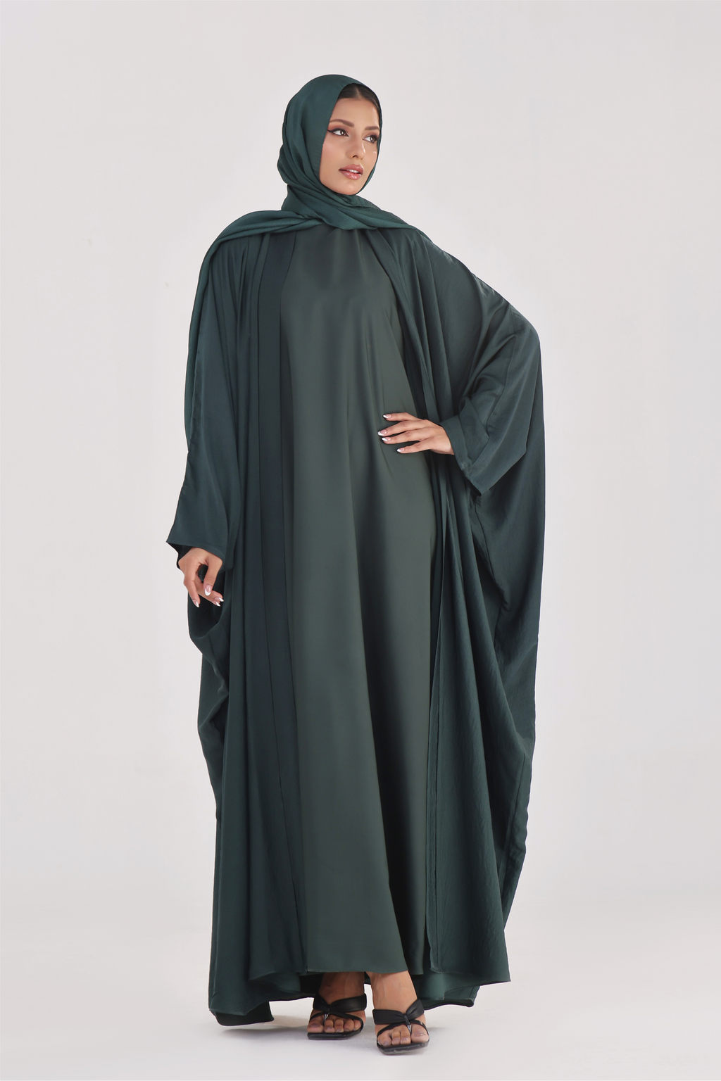 Luxe Layer Farasha Cut Abaya - Emerald