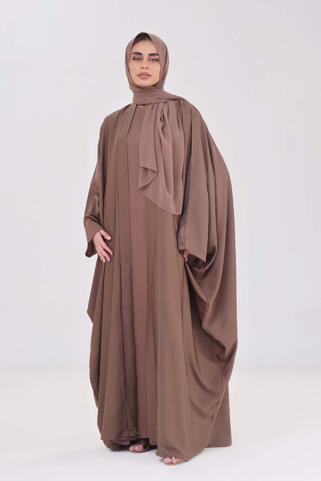 Luxe Layer Farasha Cut Abaya - Chestnut Brown