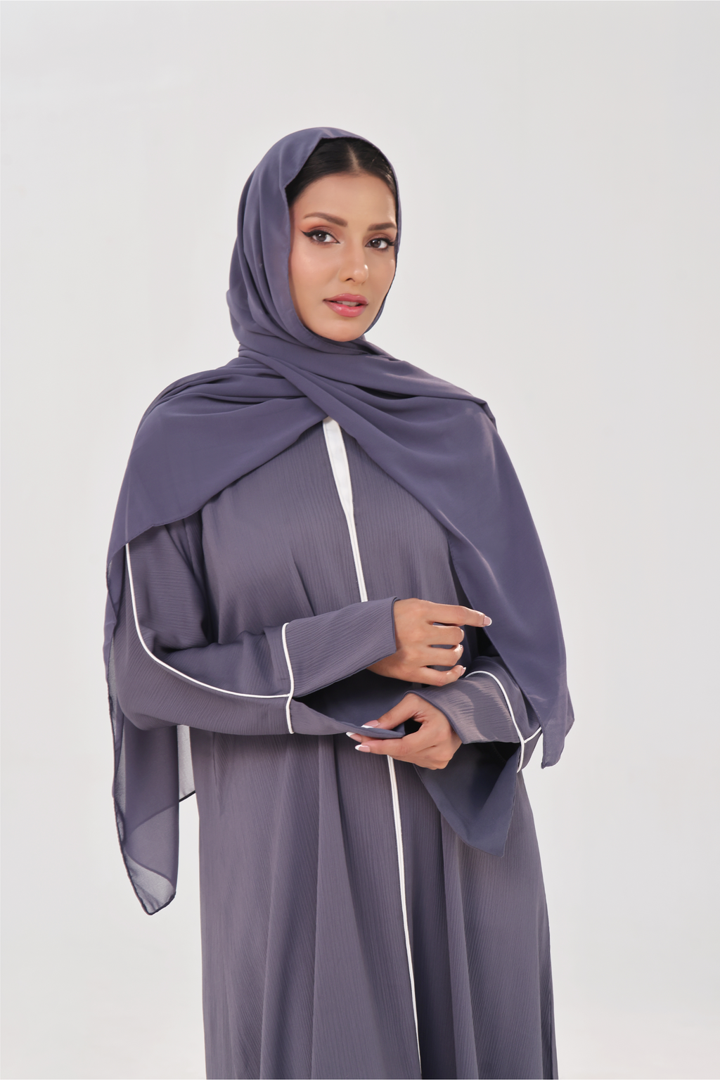 Everyday Staple Slit-sleeved Abaya - Steel Grey
