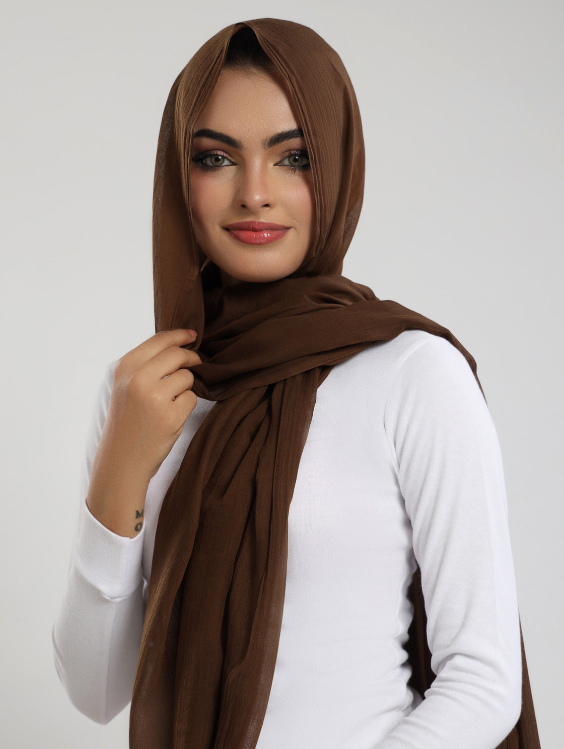 Airy Bamboo Lawn Hijab - Deep Cocoa