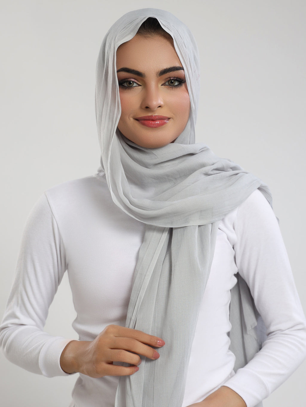 Airy Bamboo Lawn Hijab - Silver Grey