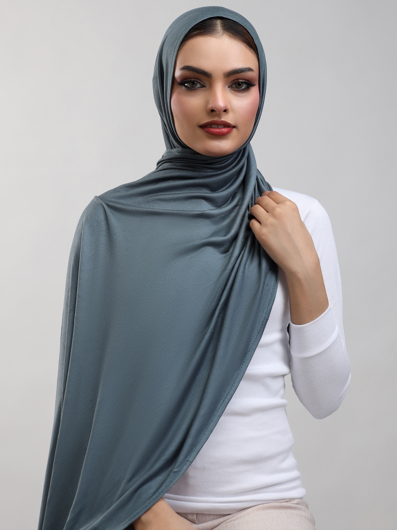 Bamboo Jersey Hijab - Angel Dust
