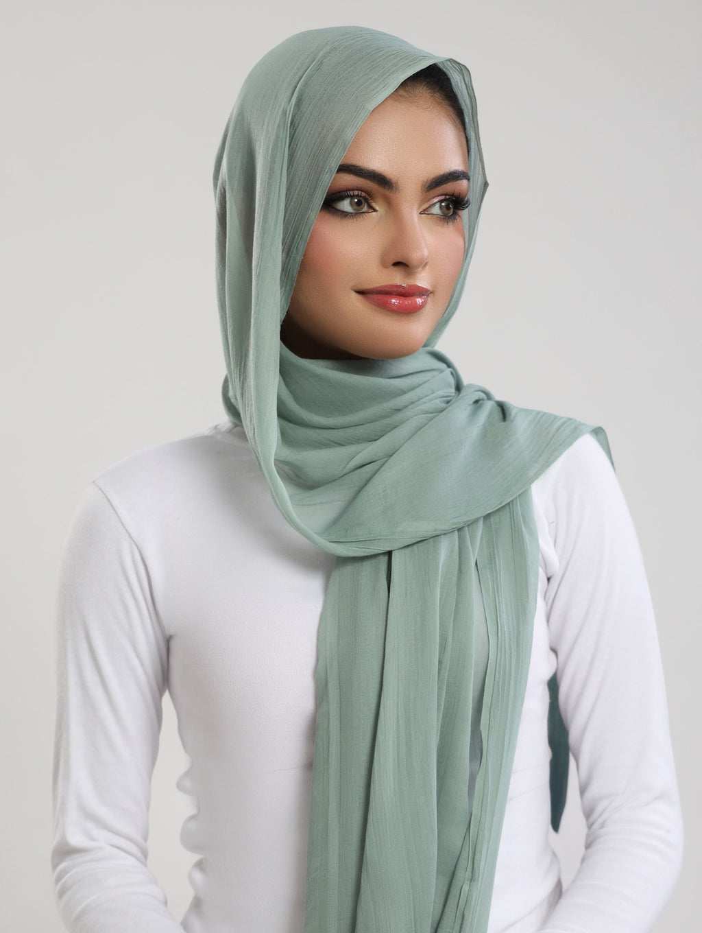 Airy Bamboo Lawn Hijab - Seafoam
