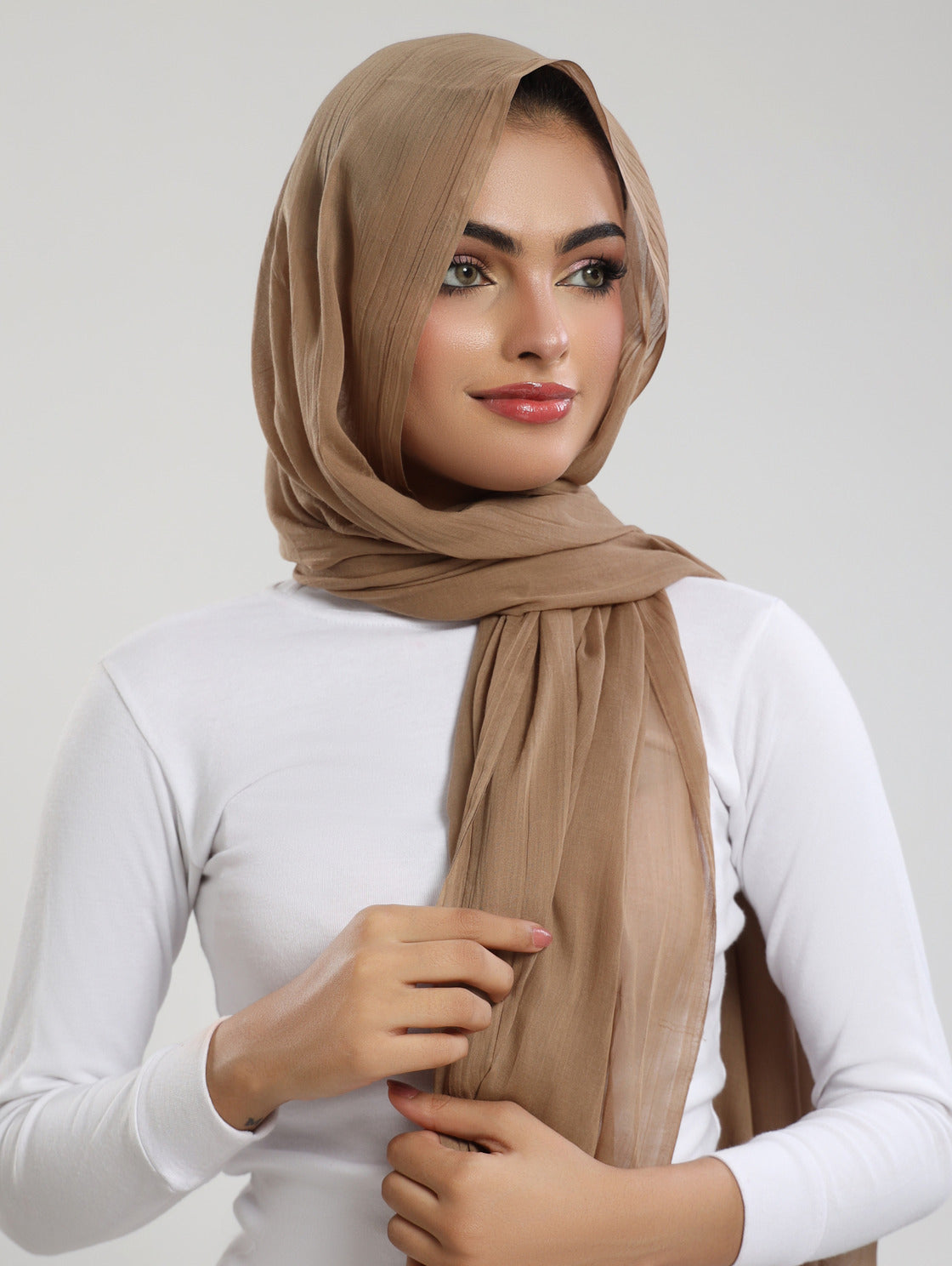 Airy Bamboo Lawn Hijab - Walnut Brown