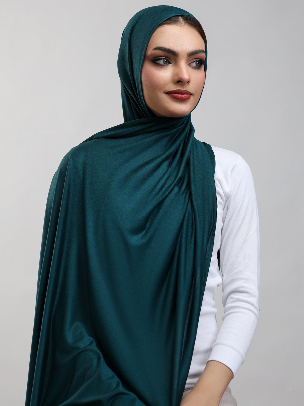 Bamboo Jersey Hijab - Peacock Green