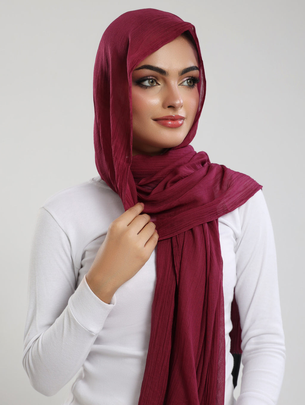 Airy Bamboo Lawn Hijab - Burgundy