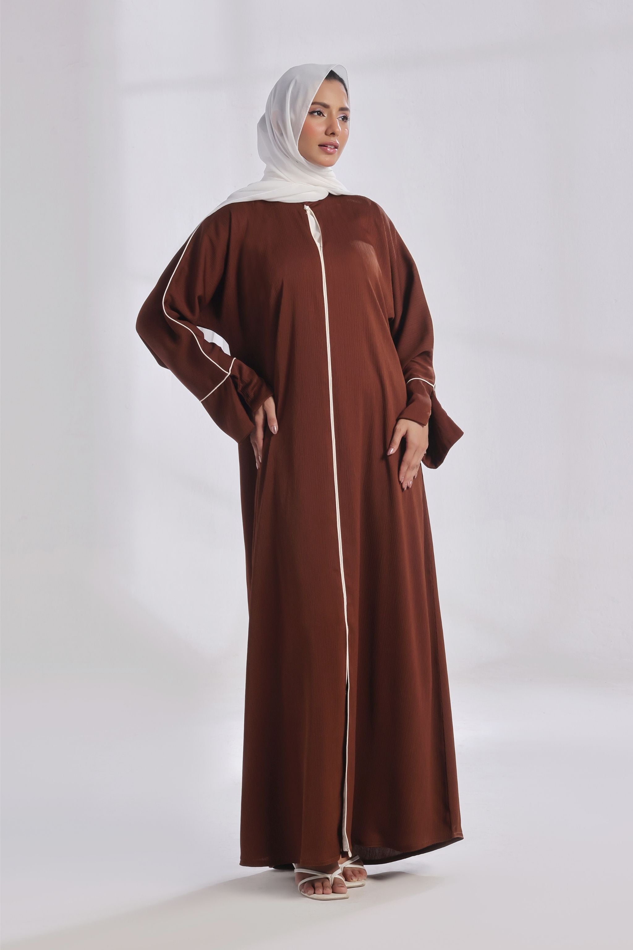 Everyday Staple Slit-sleeved Abaya - Cocoa Brown