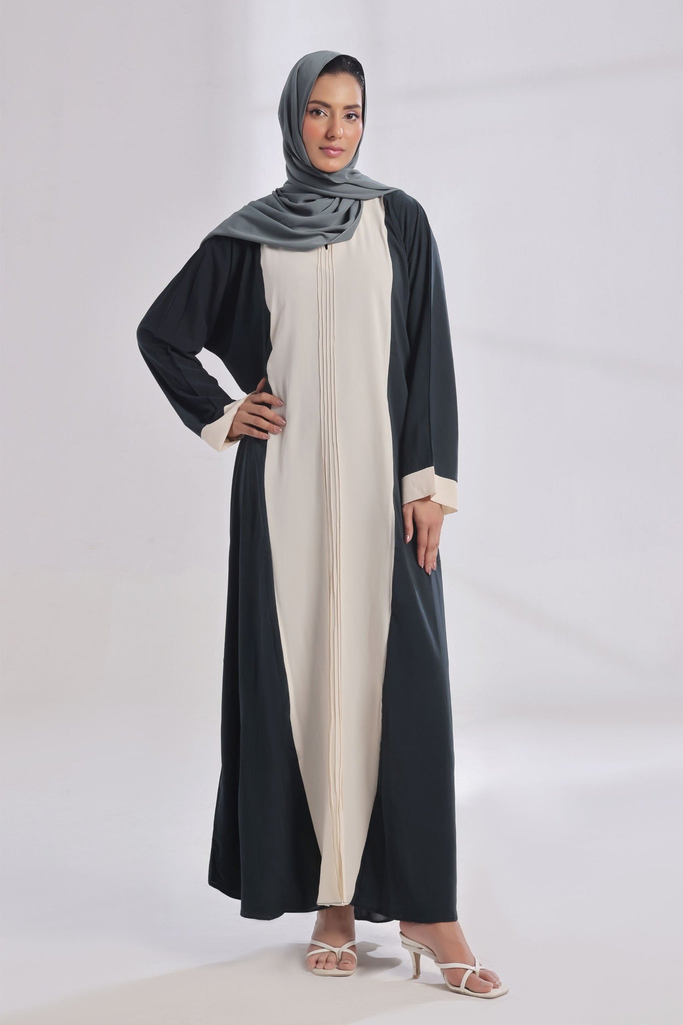 Everyday Basic Panel Abaya