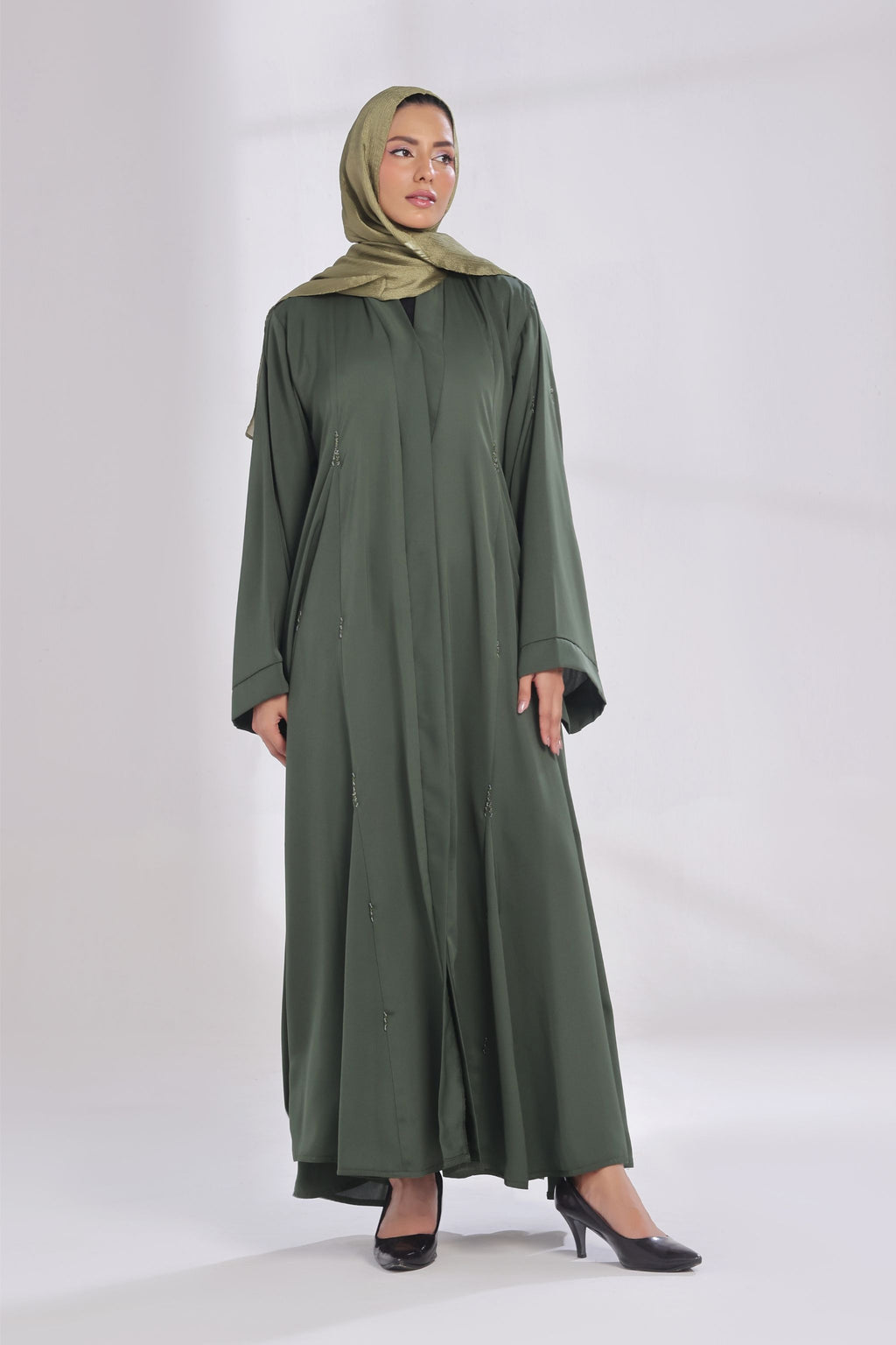 Verdant Flowy Cut Abaya