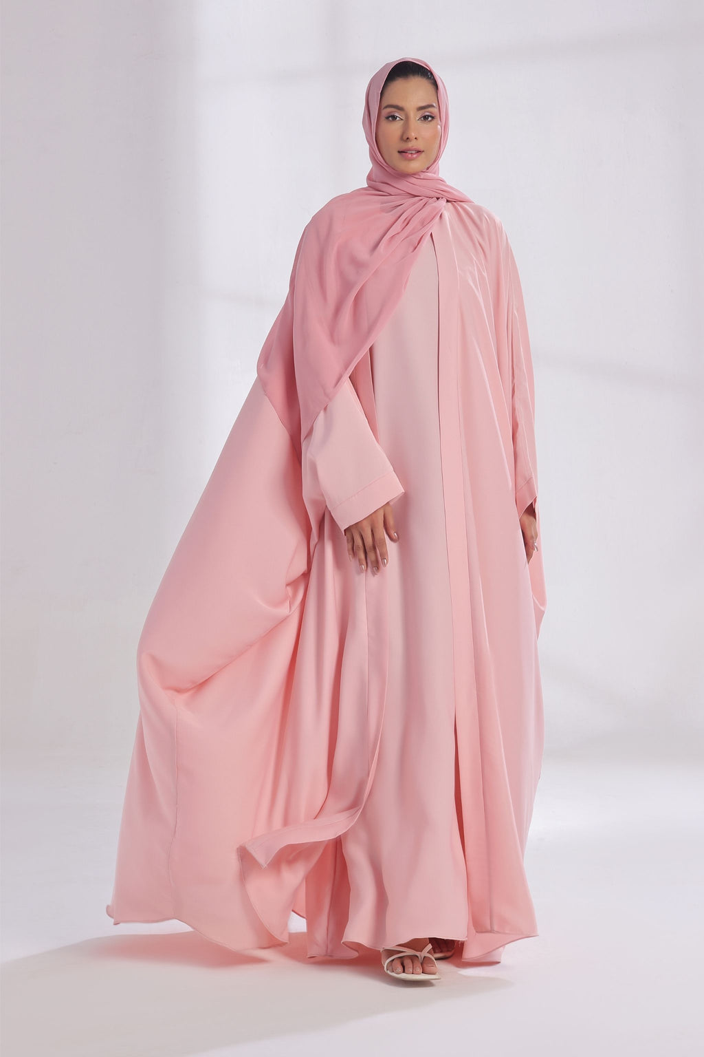Luxe Layer Farasha Cut Abaya - Soft Peach