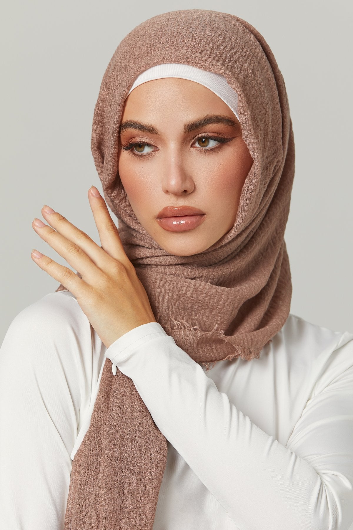 Soft Crinkle Hijabs- Walnut – Hijab Heaven Co